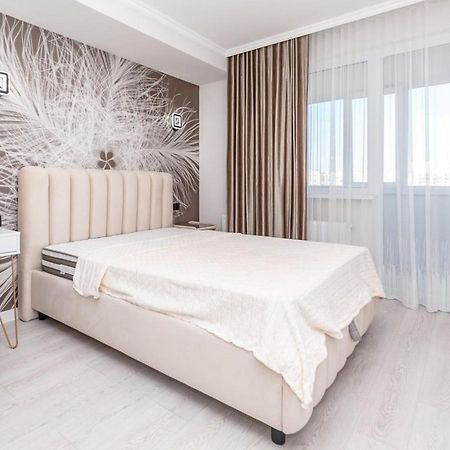 Уютная Квартира Рядом С Sport Palace Wifi Tbilisi Exteriör bild
