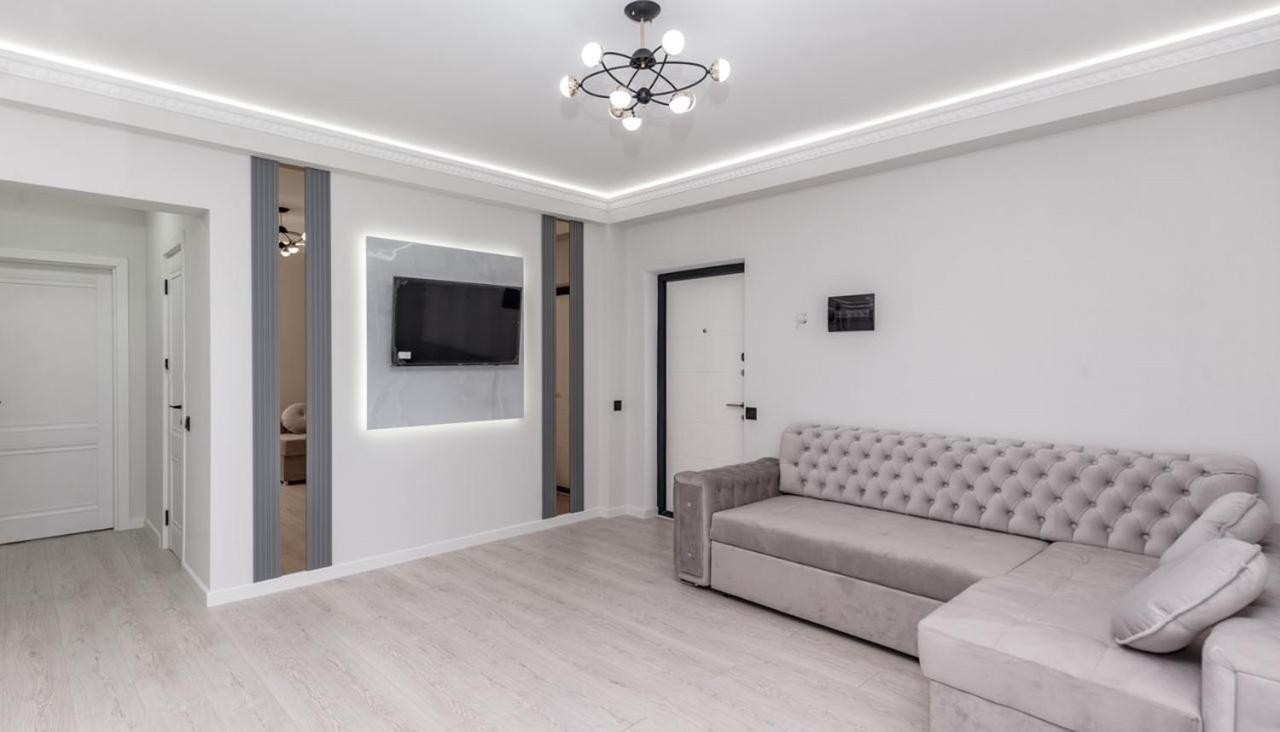 Уютная Квартира Рядом С Sport Palace Wifi Tbilisi Exteriör bild